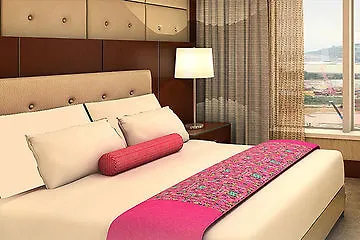 Broadway Hotel Macau 5*,  China